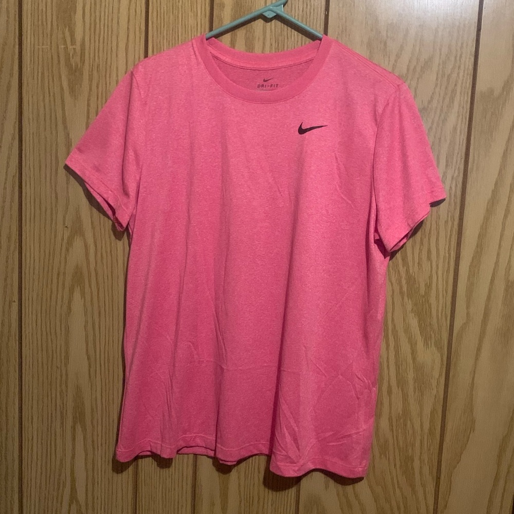 Women’s Nike Shirt